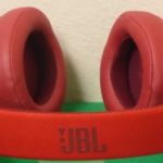 JBL E55BT 5 600x315 500x263