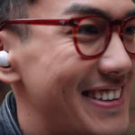 Galaxy Buds в ухе