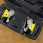 Bose SoundSport Free в кейсе
