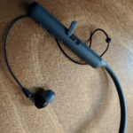 Sony WI-C400 порт для зарядки microUSB