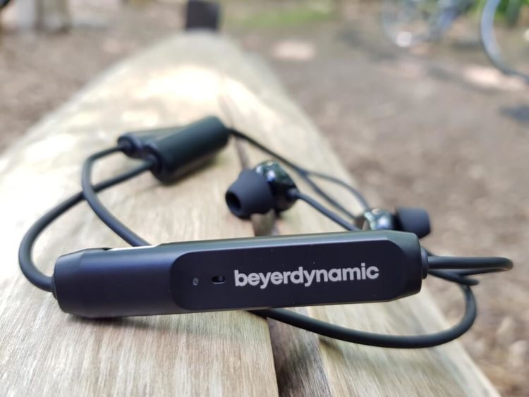 Beyerdynamic Blue Byrd