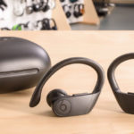 Powerbeats Pro и кейс