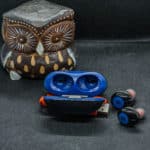 JBL Tune 120TWS обозначения в кейсе