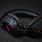 HyperX Cloud Flight на зарядке