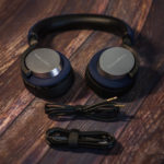 Bowers & Wilkins PX5 кабели