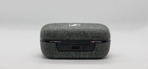 Sennheiser Momentum True Wireless 2 кейс сзади