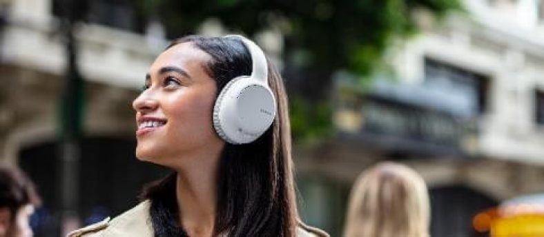 Новые крутые беспроводные наушники от Sony - WF-XB700, WH-CH710N и WI-SP510 7 Новые крутые беспроводные наушники от Sony — WF-XB700, WH-CH710N и WI-SP510