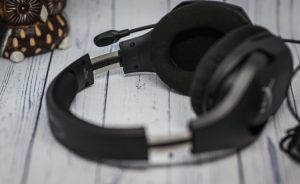 HyperX Cloud Stinger Core 7.1 регулировка оголовья