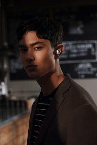 Sennheiser MOMENTUM True Wireless 2 - белые