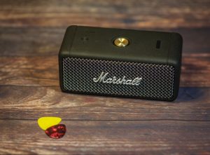 Marshall Emberton беспроводная колонка