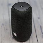 Колонка JBL Link Portable сбоку