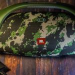JBL Boombox 2 на зарядке