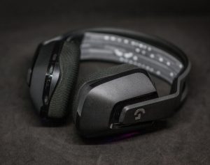 Logitech G733 управление