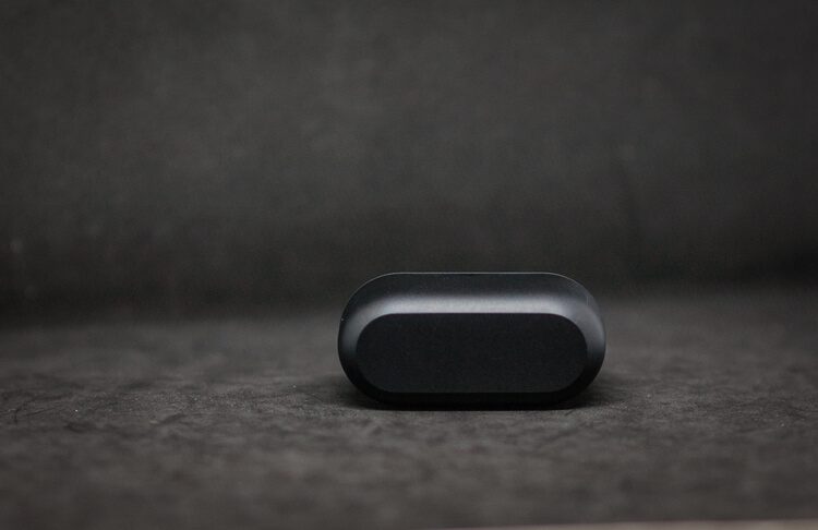Anker Soundcore Life Dot 2 кейс снизу