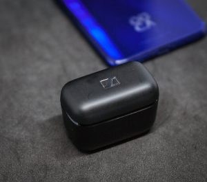 Sennheiser CX 400BT кейс сверху