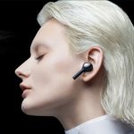 Xiaomi Mi Air 2 Pro в ухе