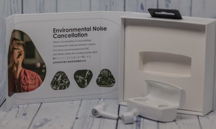 Nakamichi Uno упаковка внутри (шумоподавление для звонков)