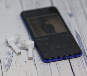 Nakamichi Uno полностью беспроводные наушники с aptX