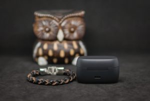Jabra Elite Active 75t кейс сзади (разъём Type-C и диод)