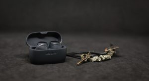 Jabra Elite Active 75t в кейсе