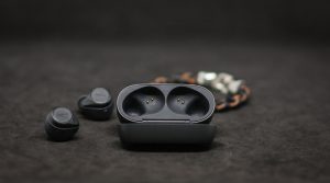 Jabra Elite Active 75t кейс внутри