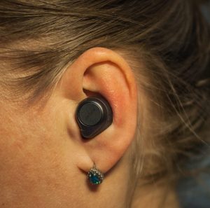 Jabra Elite Active 75t в ухе