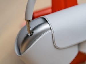 Apple AirPods Max регулировка оголовья