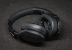 Наушники Sony WH-H910N