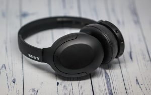 Беспроводные наушники Sony WH-H910N
