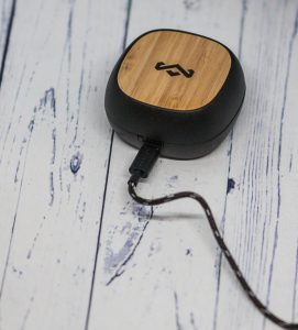 Marley Redemption ANC на зарядке