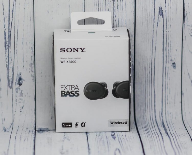 Sony WF-XB700 коробка