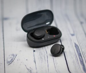 Беспроводные наушники Sony WF-XB700