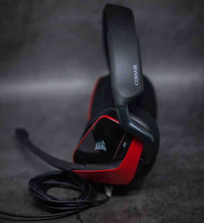 Corsair Gaming Void Elite Surround cherry