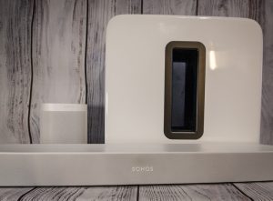 Sonos Sub, Sonos Beam и Sonos One SL 5.1 звук