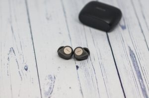 Jabra Elite 85t кнопки