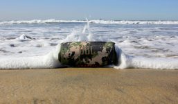 jbl charge 5 beach 5