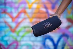 jbl charge 5 grafetti 1