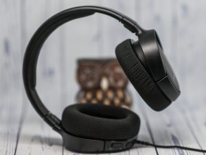 SteelSeries Arctis 1 подвес чаш