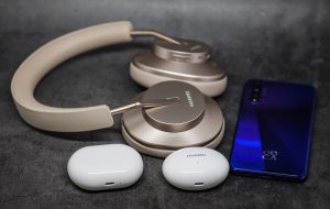 Huawei FreeBuds Studio, Huawei FreeBuds Pro, Huawei FreeBuds 4i и Huawei Nova 5t