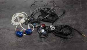 Shanling ME200, Shure Aonic 5, Shure Aonic 4, Sennheiser IE 300 внутриканальные наушники