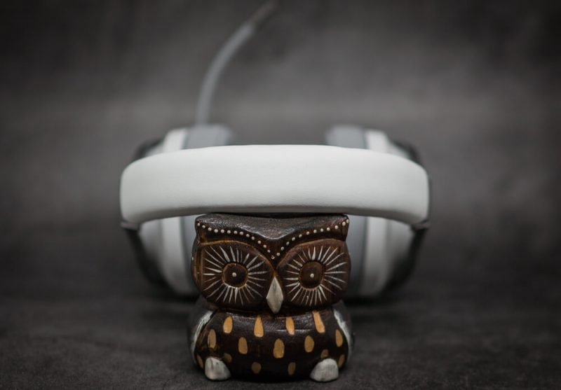 Corsair Virtuoso RGB Wireless оголовье
