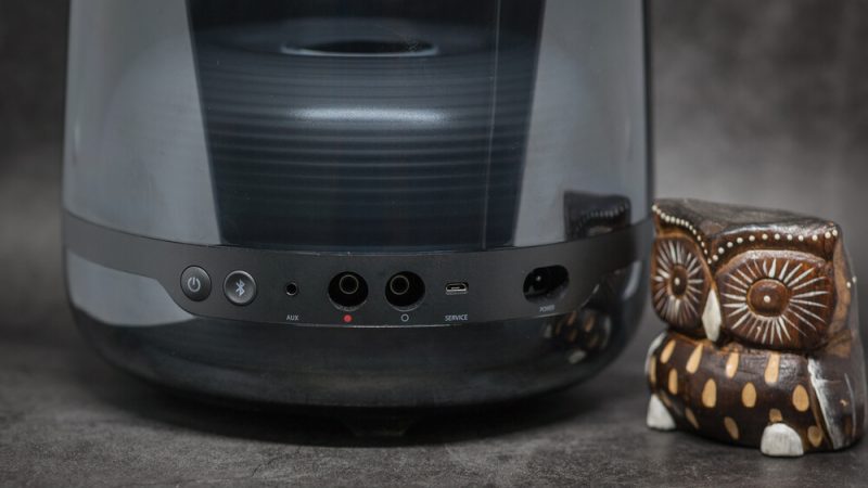 Harman Kardon SoundSticks 4 разъёмы и кнопки