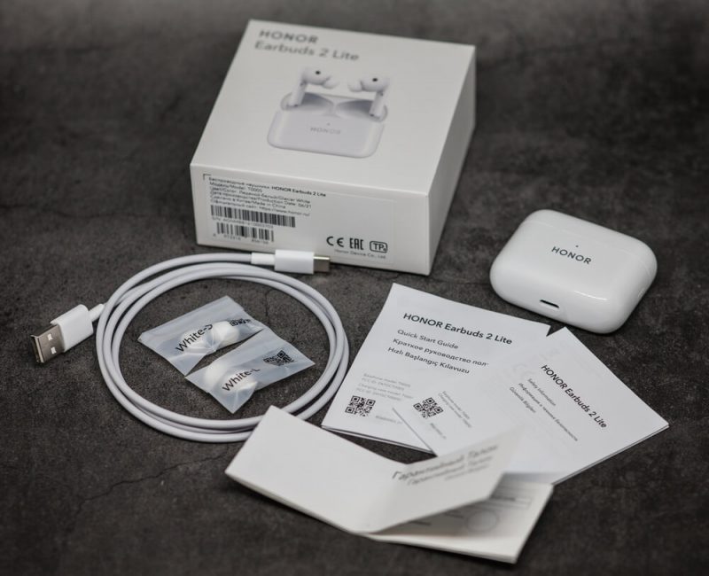Honor Earbuds 2 Lite комплект