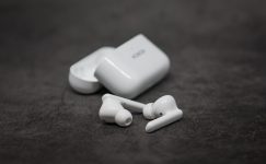 Полностью беспроводные наушники Honor Earbuds 2 Lite