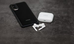 Honor Earbuds 2 Lite и телефон Honor