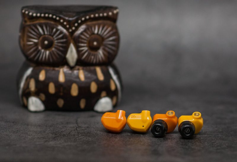 Campfire Audio Honeydew и Satsuma сравнение цветов и корпусов