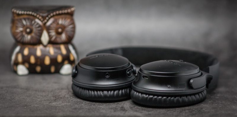 Bose QuietComfort 35 II разъёмы 2,5 мм, microUSB и метка NFC