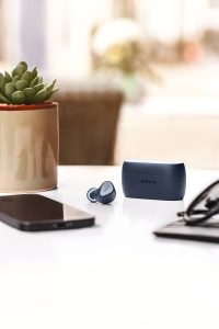 Jabra Elite 3 Navy Contextual Desk 1 Large