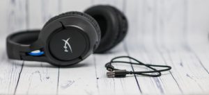 HyperX Cloud Flight для PS5 и PS4 зарядный кабель microUSB