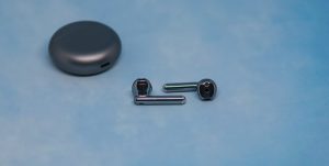 Huawei FreeBuds 4 дизайн "с ножками"